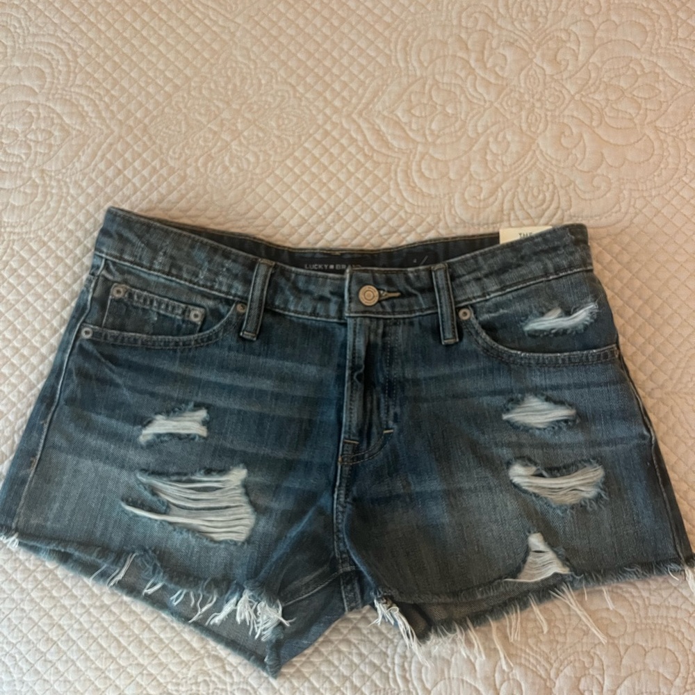 Lucky 🍀 Brand shorts